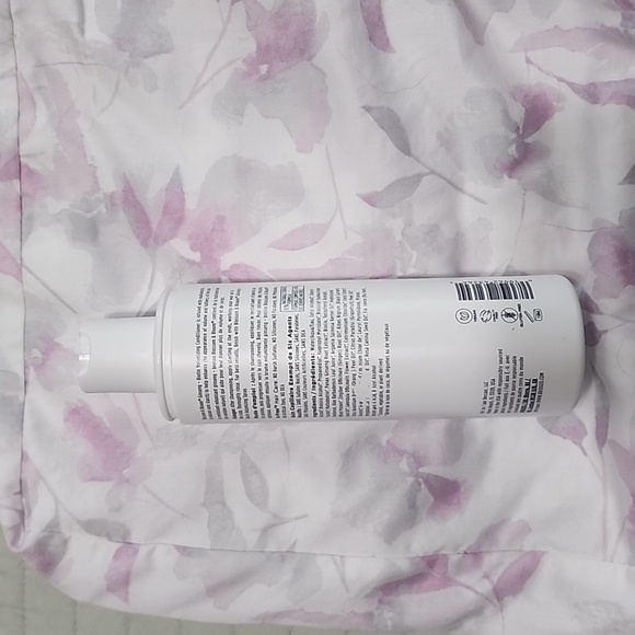 Briogeo Blossum and Bloom Shampoo, Conditioner and Volumizing Spray - Picture 6 of 8